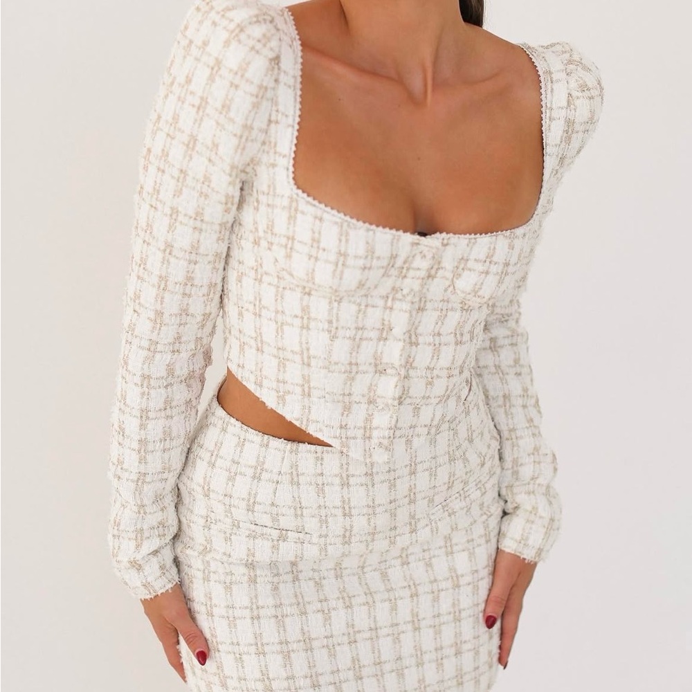 Women's White Tweed Square-Neck Crop Top and Skirt Set